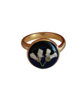Anello piccole fioriture - fiori di campo bianchi