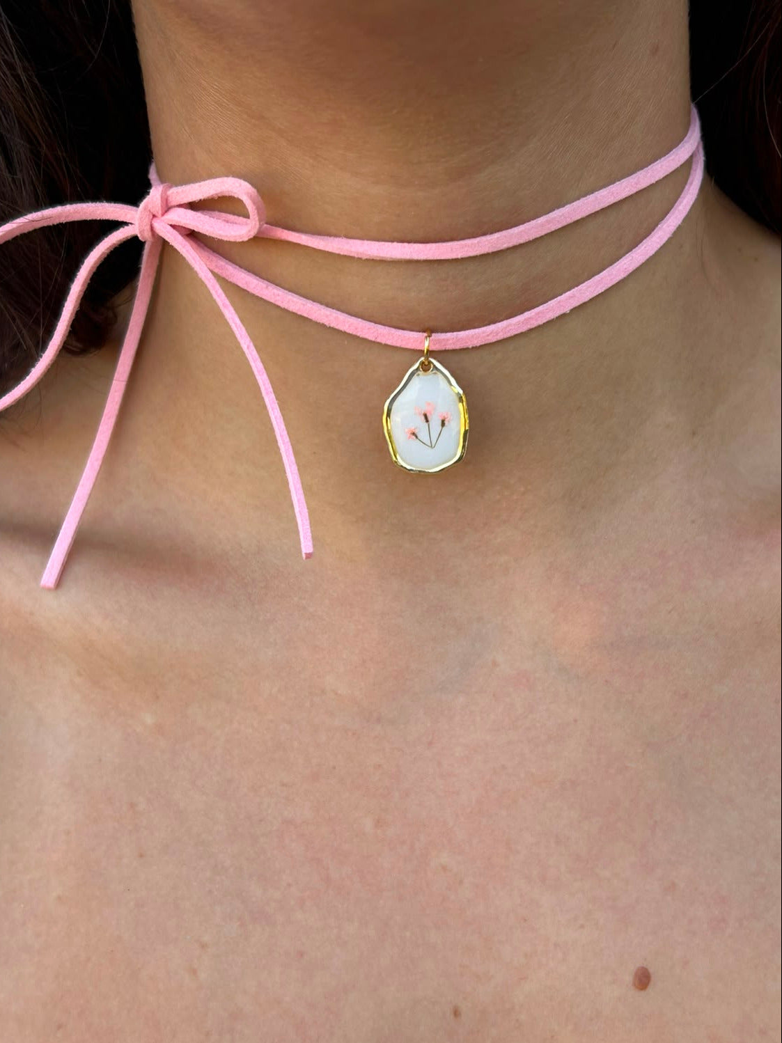 Collana piccole fioriture - fiori di campo rosa
