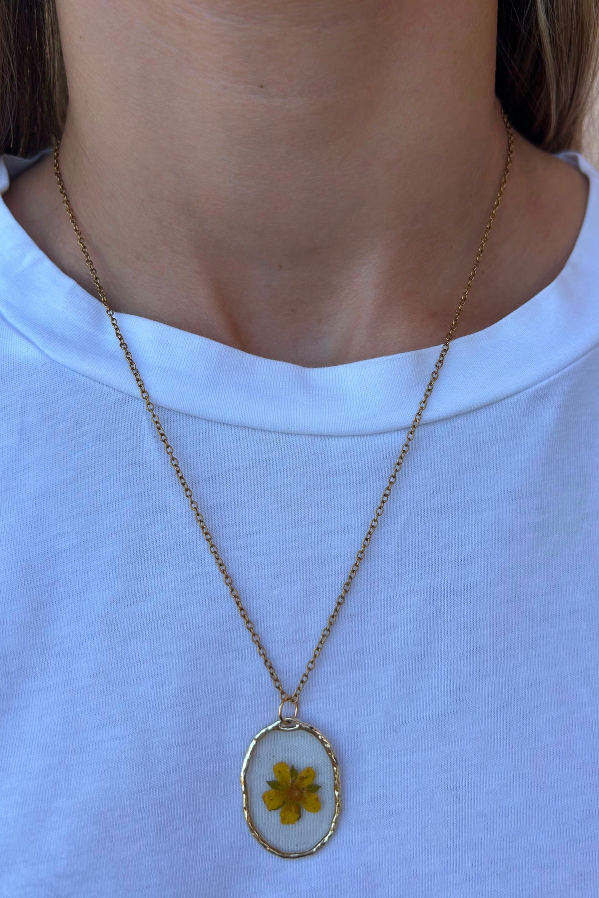 Collana fioriture trasparente - cinquefoglia