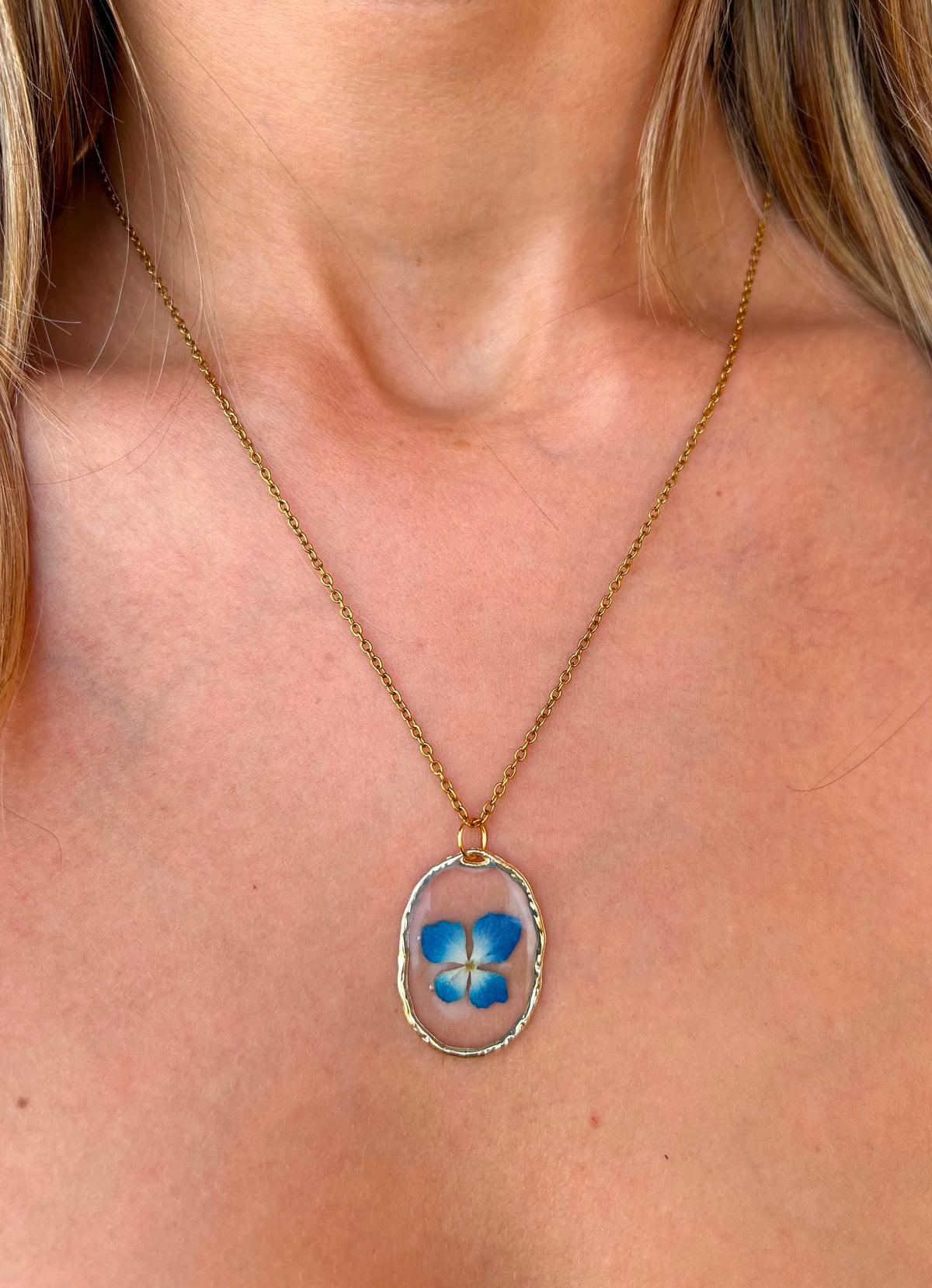 Collana fioriture trasparente - ortensia azzurra