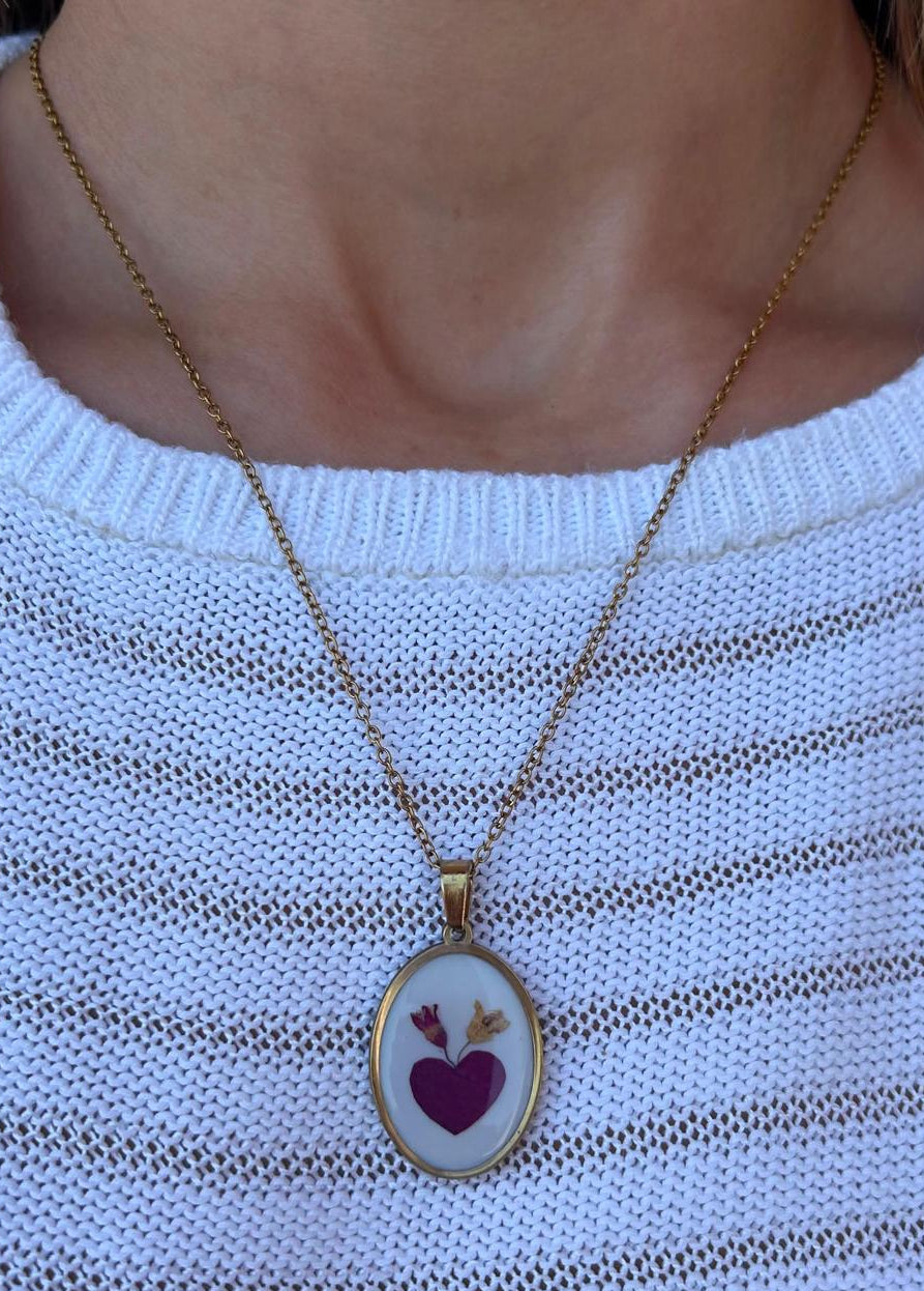 Collana medaglietta - cuore rosa rossa