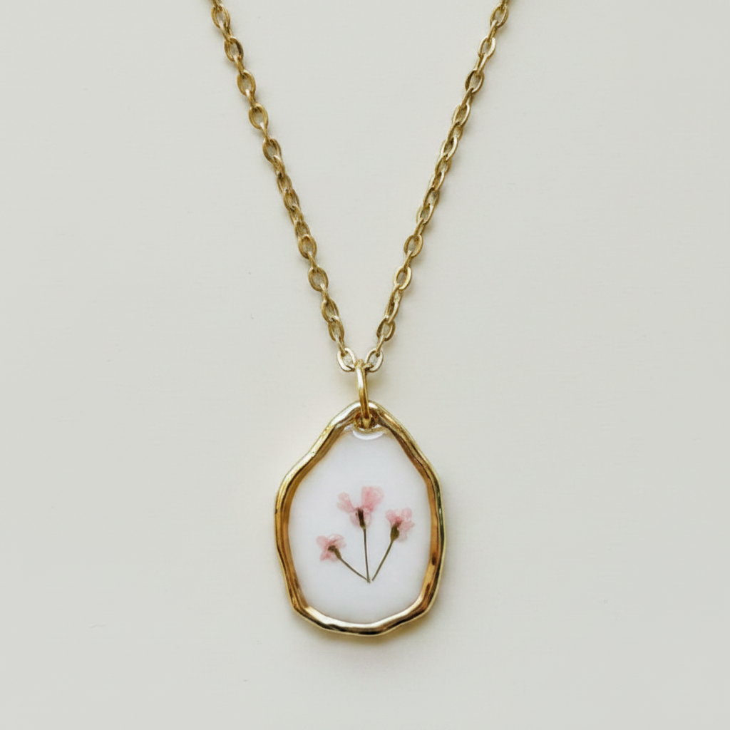 Collana sfondo F5F5F5