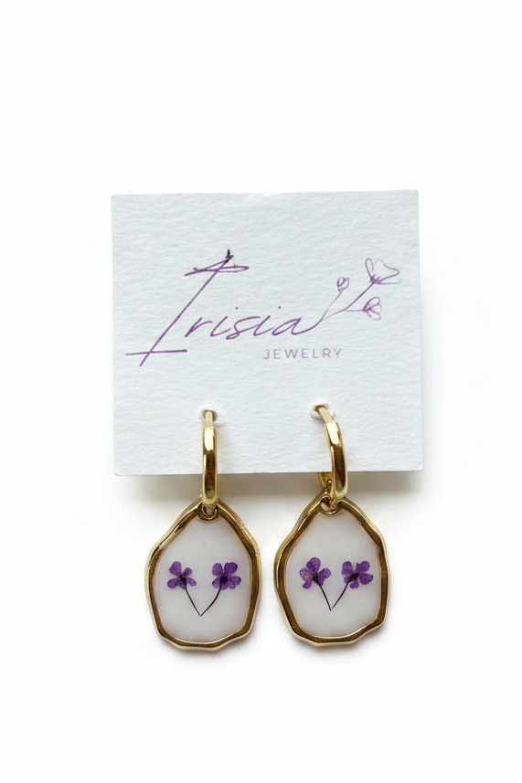 Irisia earrings sfondo bianco